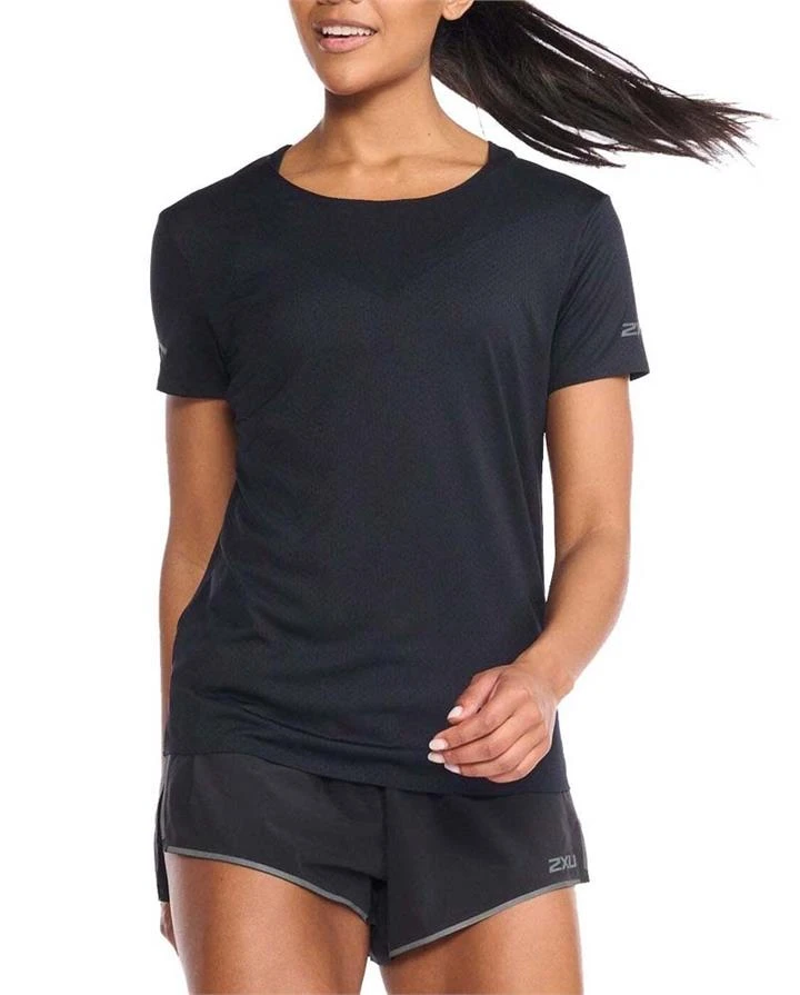 2XU Light Speed Tech Womens Running Tee – Black/Black Reflective – XS 3 2XU Light Speed Tech Womens Running Tee – Black/Black Reflective – XS